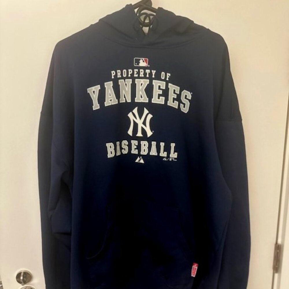 Men's New York Yankees Authentic Hoodie.  2XL.  Navy